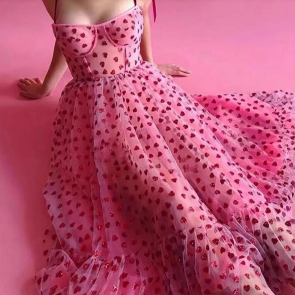 NWT Betsey Johnson Pink Tulle Maxi Dress With Red Glitter Hearts All Over,Size 8